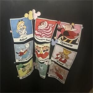 Disney Women's Alice in Wonderland Graphic T-Shirt Short Sleeve Size L